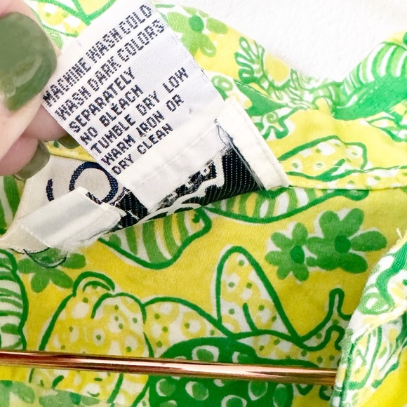 Lilly Pulitzer Vintage Men’s Frog Print Button Down Shirt - Picture 9 of 10